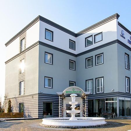 拉斯卡达酒店 Śrem 外观 照片